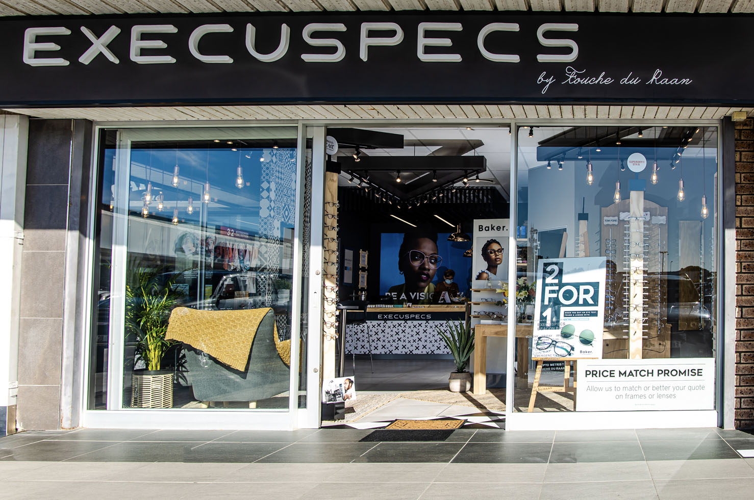 Execuspecs Beacon Bay Optometrist In East London